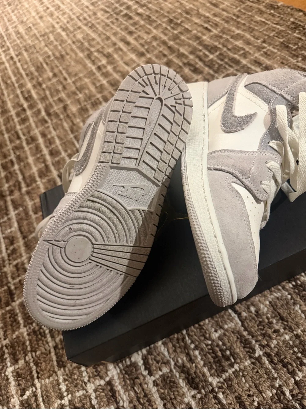 Nike Air Jordan 1 Mid SE (GS)